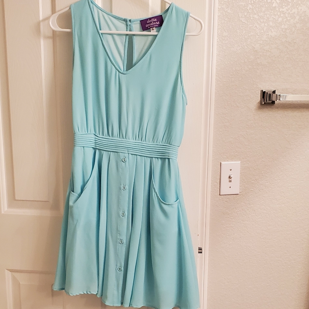 🎉🎉 Cute Light Dress with Pockets HOST POST